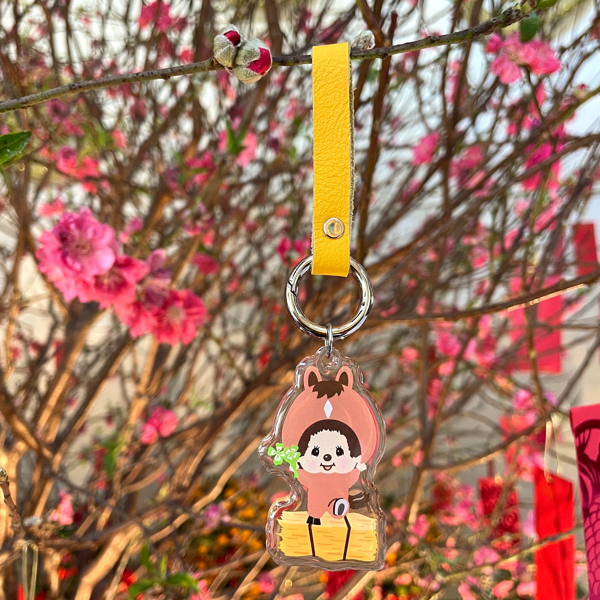 LEATHER STRAP KEYCHAIN(HORSE) image 1