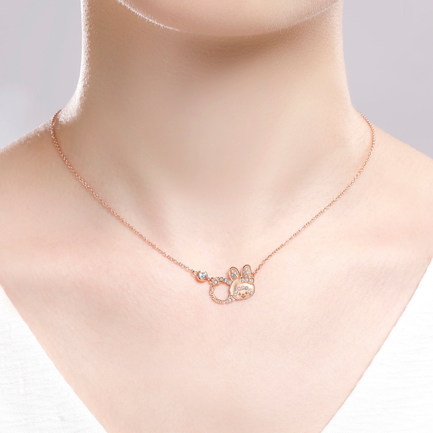 CHIMUTAN LETTERING NECKLACE(ROSEGOLD) image 2