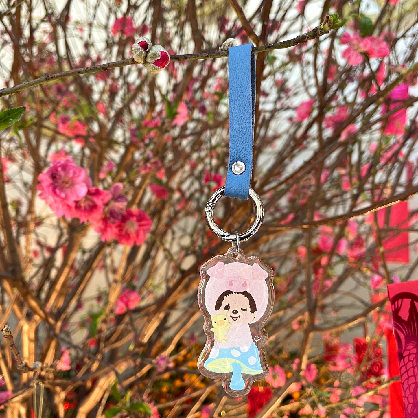 LEATHER STRAP KEYCHAIN(PIG) image 1